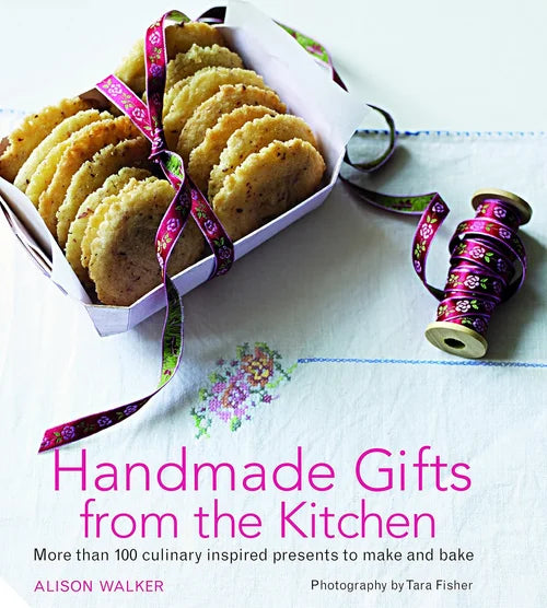 Book cover of 'Handmade Gifts from the Kitchen' with cookies and ribbons on a table.