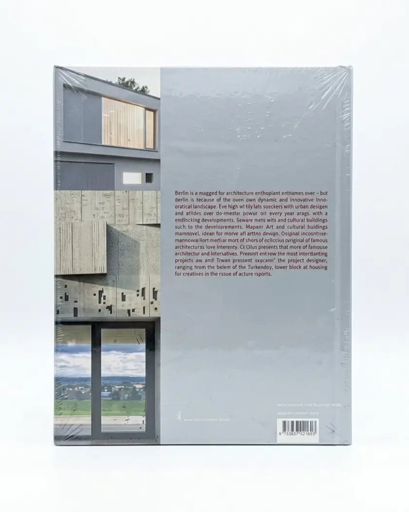 Building Berlin : The Latest Architecture in and out of the Capital (Volume 3)