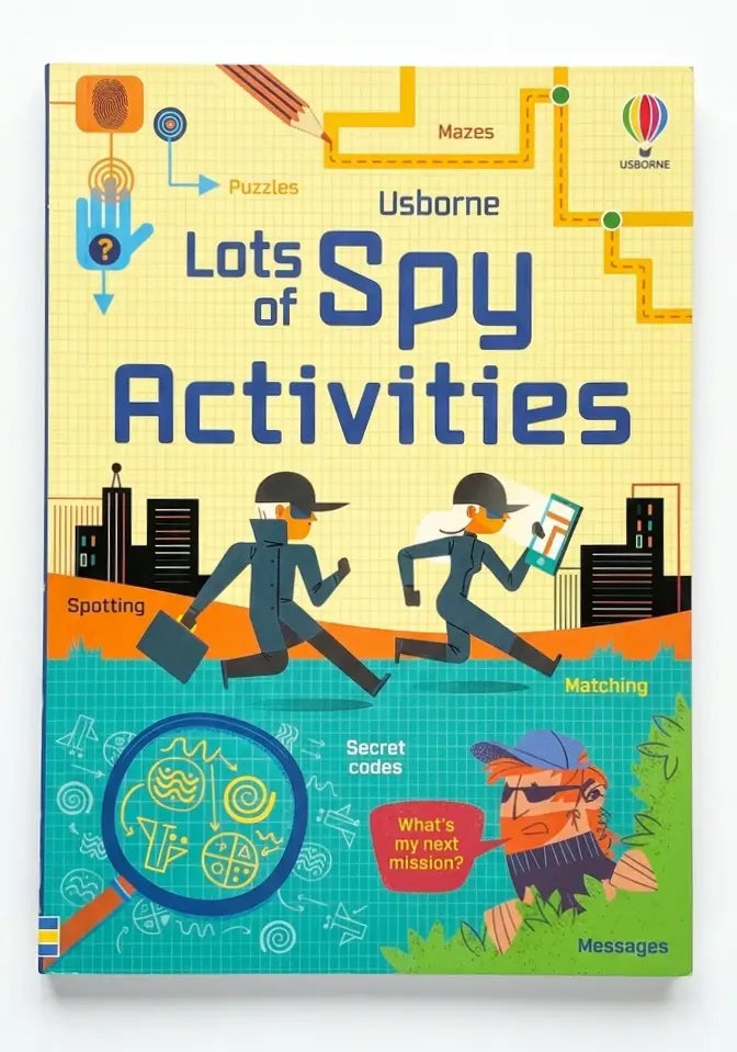 Book cover of 'Lots of Spy Activities' by Usborne with spy-themed illustrations.